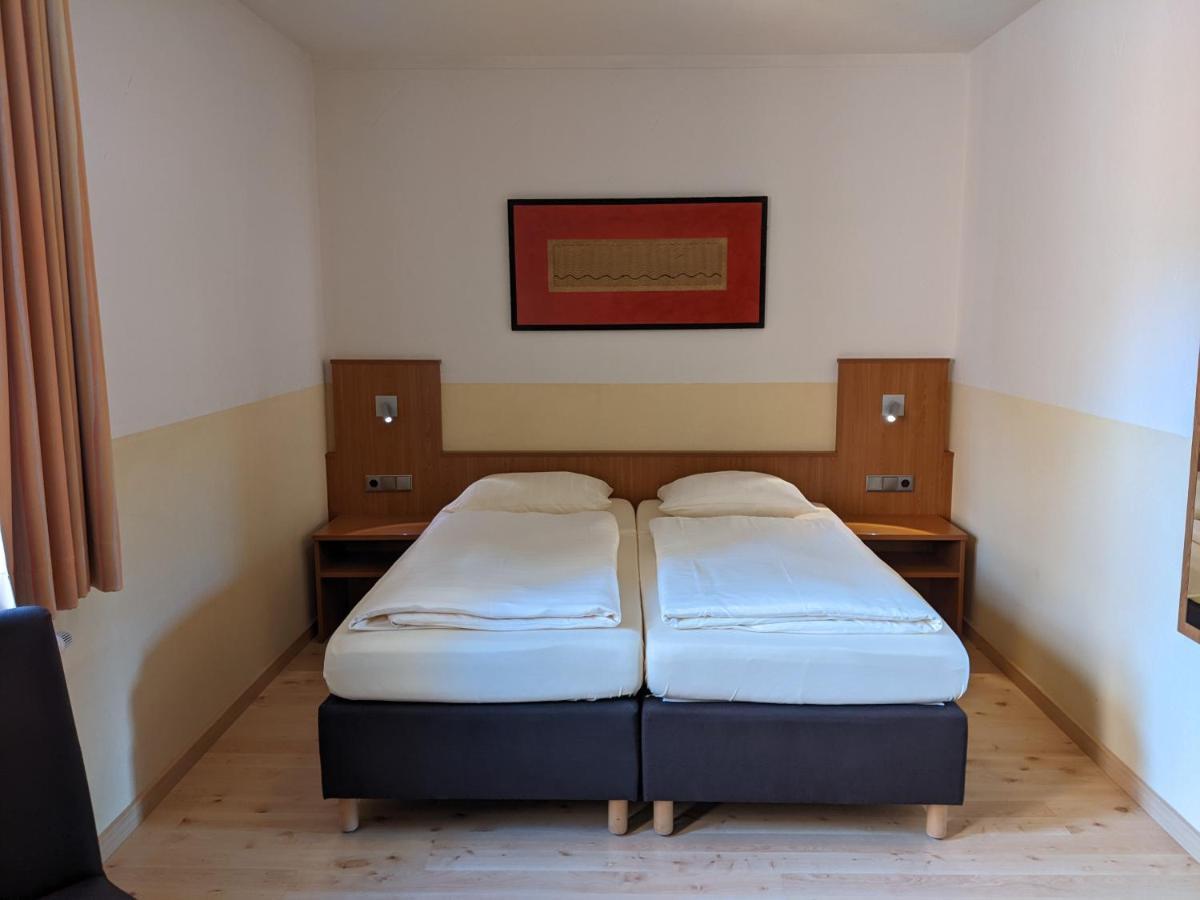 Hotel & Restaurant Bruehler Hof Wintrich Luaran gambar